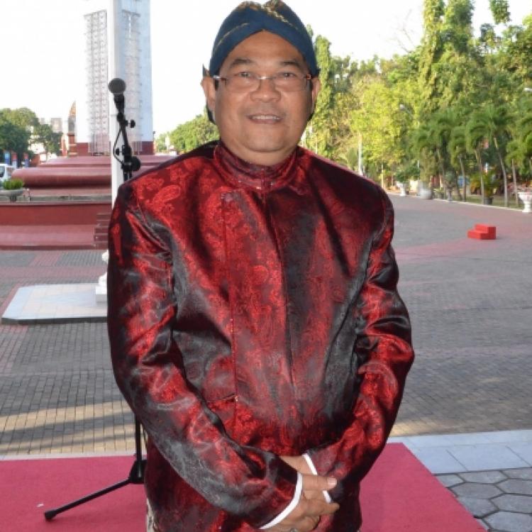 rektor uny sutrisna wibawa