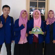 AJARKAN KESANTUNAN BERBAHASA MELALUI POP-UP BOOK