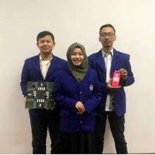   APLIKASI LALU LINTAS PINTAR UNTUK MEMBANTU KENDARAAN PRIORITAS 