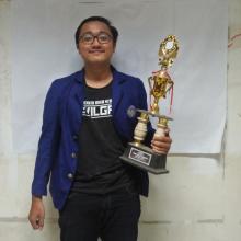 MAHASISWA UNY RAIH JUARA 1 SAYEMBARA MENULIS CERPEN NASIONAL ETNIKA FEST UGM