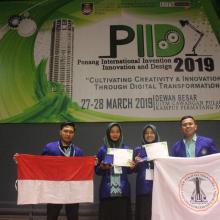 MAHASISWA UNY SABET 2 PENGHARGAAN DI MALAYSIA 