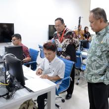 MENRISTEKDIKTI APRESIASI PELAKSANAAN UTBK DI UNY